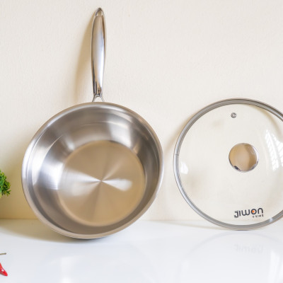 Chảo inox cao cấp Jiwon JW-IN316 size 22/24/26cm Nano Cool không cần tôi chảo chống dính vượt trội.