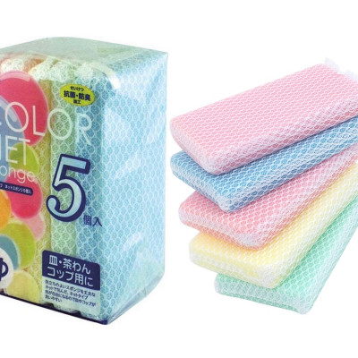 Set 5 miếng mút bọc lưới rửa chén bát, mút có cấu trúc tạo nhiều bọt, chỉ cần một lượng nhỏ chất rửa chén - nội địa Nhật Bản