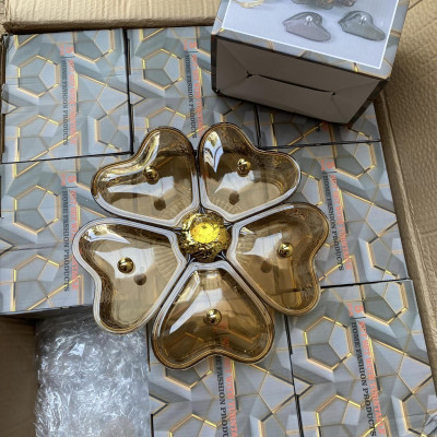 Khay đựng mứt xoay 5 ngăn hình trái tim- khay đựng bánh kẹo xoay tròn