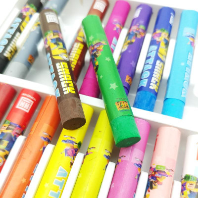 Hộp 18 Bút Sáp Dầu Minions - Hồng Hà 8132