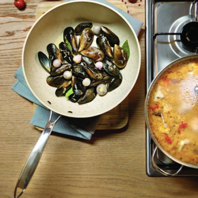 Chảo chống dính sâu Korkmaz Granita 24cm - 2.5 lít - A1273 - Hàng Chính Hãng