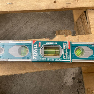 THƯỚC THỦY MINI CÓ NAM CHÂM TOTAL TMT2235 - HÀNG CHÍNH HÃNG