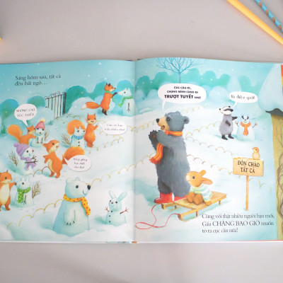 Sách - The Snow Rabbit - Chú Thỏ Tuyết Hình Phủ Nhũ Lấp Lánh - ndbooks