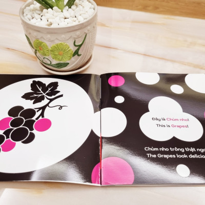 1 Cuốn Trong Trọn Bộ 6 Cuốn Ehon  Kích Thích Thị Giác cho bé Song Ngữ Việt Anh - In mực chiết xuất tự nhiên - Chất liệu giấy ảnh chịu nước, chống thấm nước - Bé gặm nhấm không rách