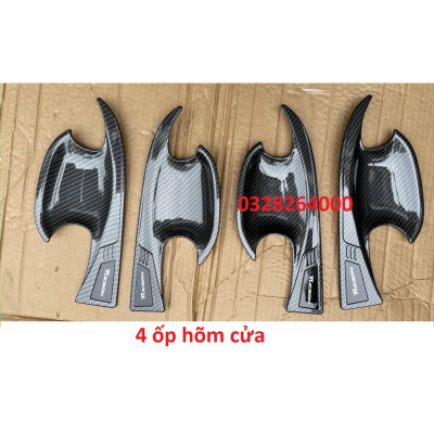 Ốp tay nắm, hõm cửa, nắp xăng, ốp gương CARBON xe Huyndai Tucson 2022, 2023 vân Cacbon cao cấp