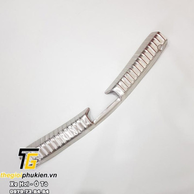 BỘ SẢN PHẨM Nẹp bước chân và ốp chống trầy cốp Mazda 6 2017-2019- Mẫu Inox