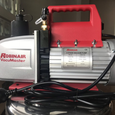 Bơm hút chân không 2 cấp 8 CFM Robinair 15801-S2
