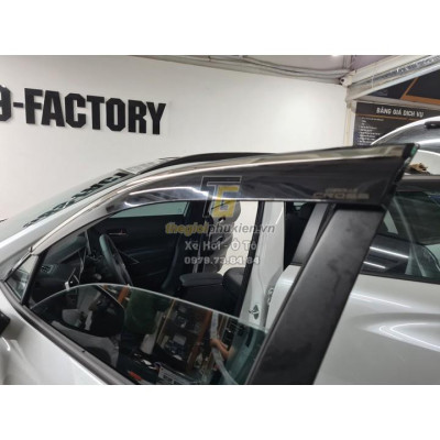 Bộ vè che mưa dành cho Toyota Corolla Cross viền INOX cao cấp