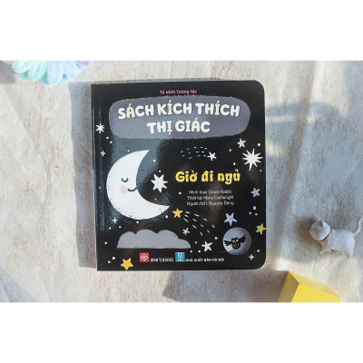 Sách - Kích Thích Thị Giác - Đen Trắng Và Màu Sắc Tương Phản Cho Bé 0 -3 Tuổi - Đinh Tị Books