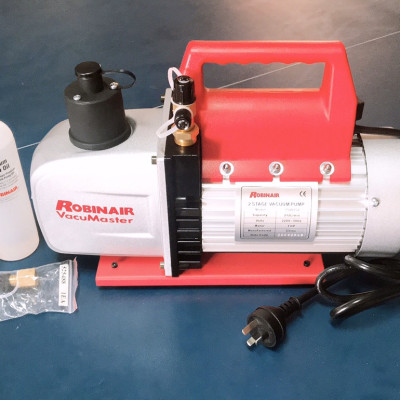 Bơm hút chân không 2 cấp 8 CFM Robinair 15801-S2