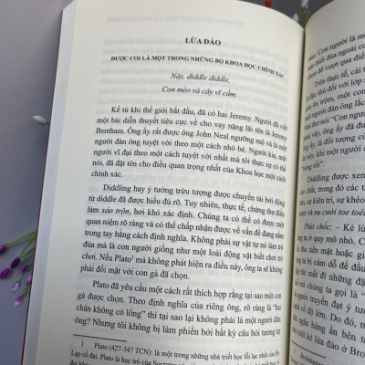 TUYỂN TẬP TRUYỆN KINH DỊ CỦA EDGAR POE – Edgar Allan Poe – dịch giả Võ Thị Thu Thảo – Trường Phương Books