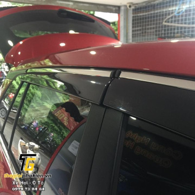 Bộ vè che mưa dành cho Toyota Corolla Cross viền INOX cao cấp