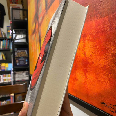 Sách - A Brief History of Seven Killings by Marlon James - Sách Ngoại văn - English Book - Bìa cứng