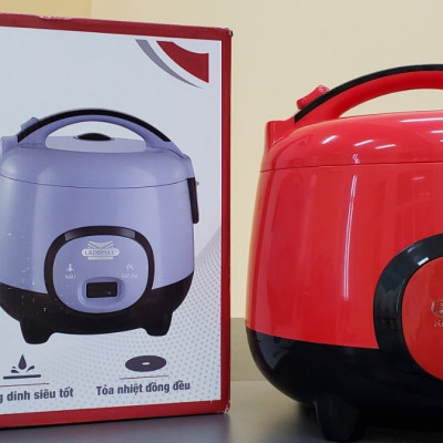 Nồi cơm điện 0.8 L Ladomax HA-7408 lòng niêu nấu cơm chín đều, có xửng hấp, cho 1- 3 người ăn - Hàng chính hãng