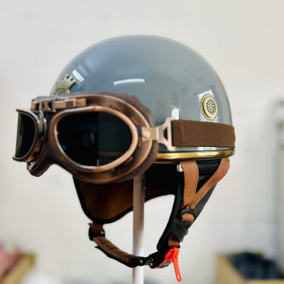 Mũ bảo hiểm xe máy 1/2 Royal M379 kèm kính phi công đồng cao cấp, mũ có ốp tai da tháo rời dễ dàng