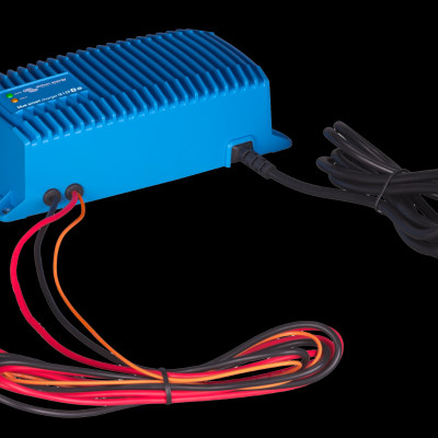 Bộ sạc BlueSmart IP67 Charger 12/25(1) 230V CEE 7/7 của thương hiệu Victron Energy