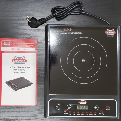 Bếp điện từ Ladomax Ha667 tặng kèm nồi lẩu inox, Phím cơ, bảo hành 12 tháng-Nấu nhanh sôi-Hàng Chính Hãng