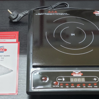 Bếp điện từ Ladomax Ha667 tặng kèm nồi lẩu inox, Phím cơ, bảo hành 12 tháng-Nấu nhanh sôi-Hàng Chính Hãng