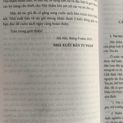 Cẩm nang pháp luật và nghiệp vụ dành cho Hội thẩm trong xét xử các vụ án dân sự