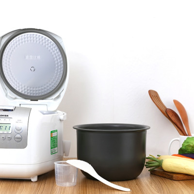 Nồi cơm điện TOSHIBA RC-18NMF-WT Thái Lan Hàng nhập khẩu