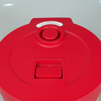 [Hàng chính hãng] Nồi cơm điện nắp gài Ladomax 1.8 Lít, công suất 700W, màu ngẫu nhiên