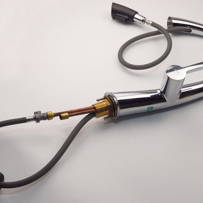 Vòi rửa chén nóng lạnh, dây kéo 2 chế độ Eurolife EL-KM07 (Trắng bạc)