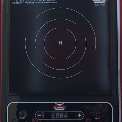 Bếp điện từ Ladomax Ha667 tặng kèm nồi lẩu inox, Phím cơ, bảo hành 12 tháng-Nấu nhanh sôi-Hàng Chính Hãng