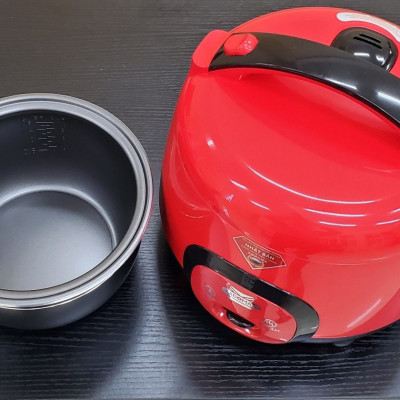 Nồi cơm điện 0.8 L Ladomax HA-7408 lòng niêu nấu cơm chín đều, có xửng hấp, cho 1- 3 người ăn - Hàng chính hãng