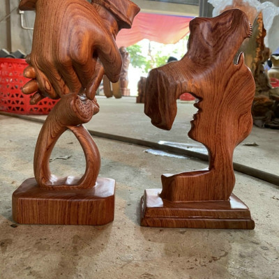 Tượng nghệ thuật trang trí mãi mãi bên nhau trọn đời gỗ hương đá kt 30×15cm