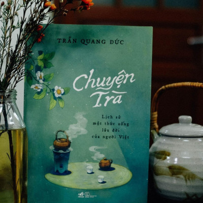Chuyện trà & Ngàn năm áo mũ 