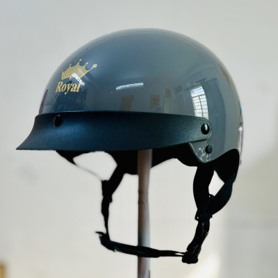 Mũ bảo hiểm xe máy 1/2 Royal M162 có lưỡi trai màu đen dành cho cả nam và nữ chính hãng