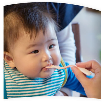 Bộ muỗng mềm và muỗng nhựa T.L.I (Kèm hộp) Richell