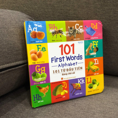 101 Từ Đầu Tiên: Bảng Chữ Cái (Tái Bản 2021)