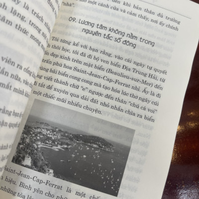 PHÍA TRƯỚC CỦA TRƯỞNG THÀNH – Đặng Hoàng Ngân – Quảng Văn – NXB Phụ nữ (bìa mềm)