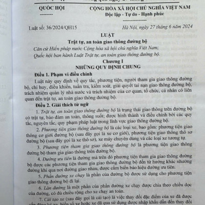 Sách Luật Trật Tự, An Toàn Giao Thông Đường Bộ - Hệ thống Văn Bản Quy Định Chi Tiết Thi Hành - V2555T