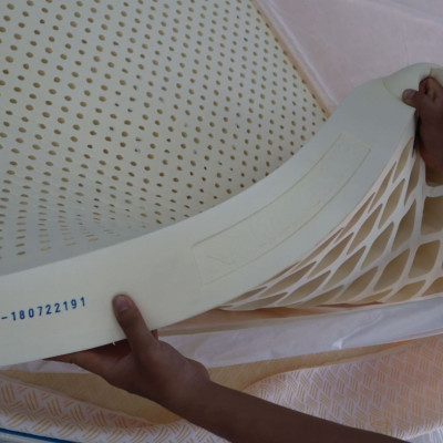 Nệm Cao Su Kim Cương Happy Gold KCCS1810 (180 x 200 x 10 cm)