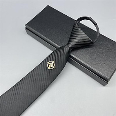 Cà vạt nam thắt sẵn 6cm màu đen hoạ tiết gắn tag cài thời trang 2024