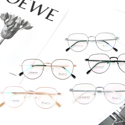 Gọng kính Titanium cao cấp thời trang nam nữ Ouress HML6044