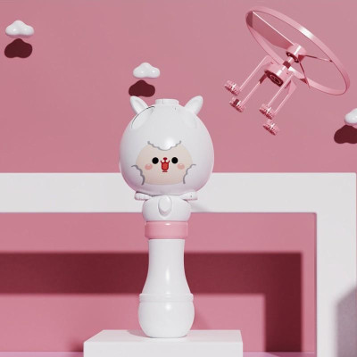 Máy bắn bong bóng xà phòng chong chóng quay có thể bay trên không trung quà tặng cho bé trẻ em