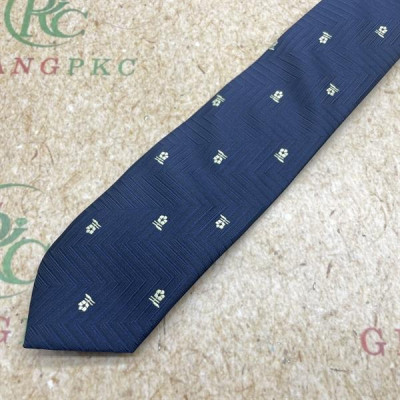 Cà vạt nam bản nhỏ 6cm tự thắt màu xanh đen thêu hoa mẫu mới t2/2024