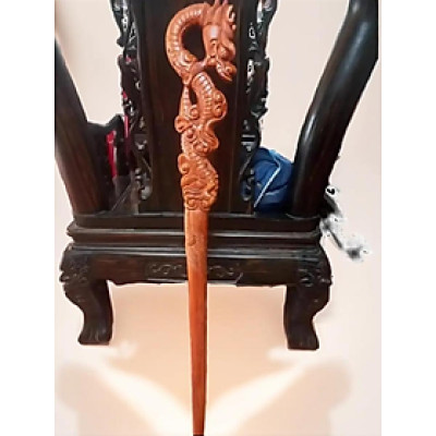 Gậy gỗ đầu rồng nguyên khối gỗ hương -kt 90 x 13 Hàng chính hãng DAICAT