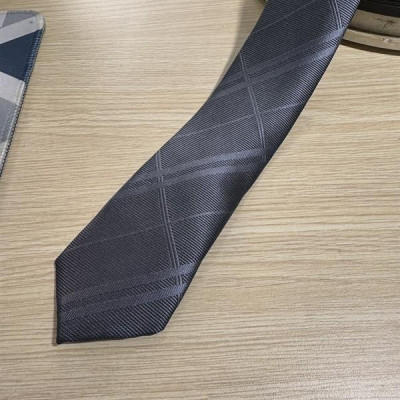 Cà vạt nam xám kẻ ẩn 6cmx150cm hàng dài tự thắt