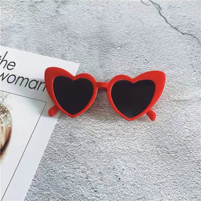 Kính râm thời trang hình trái tim ulzzang Hàn Quốc