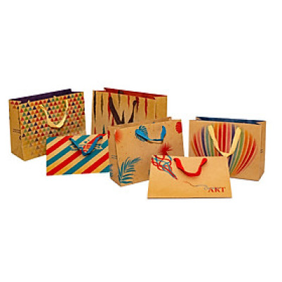 TÚI KRAFT NGANG TRUNG KN005 - 23 X 17 X 8 CM - NGẪU NHIÊN