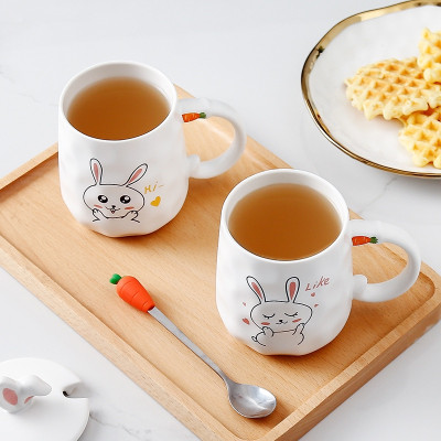 Ly cốc sứ thỏ có nắp sứ và muỗng Inox - món quà ý nghĩa