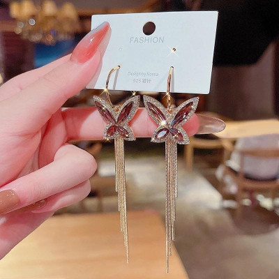 Earrings nữ đeo tai sành điệu lấp lánh