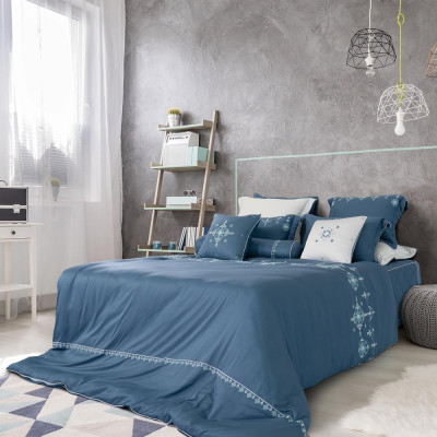 Bộ ga chun chần bốn mùa Everon ESB22055 ( 01 Ga chun chần + 01 Chăn bốn mùa 200x220 + 02 Vỏ gối 45x65)