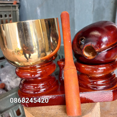 Bộ chuông mõ tụng kinh bằng gỗ mít kt 6cm + cả chân đế 