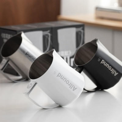 Ca đánh sữa All Round 480ml CAFEDE KONA