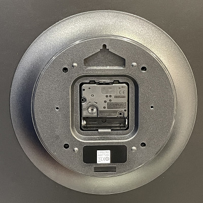 Đồng hồ treo tường Nhật Bản Rhythm CMG298nr06 – Kích thước 47.5 x 60.5 x 4.5cm. Dùng PIN.